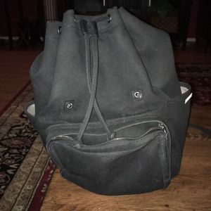Black cotton backpack Everlane